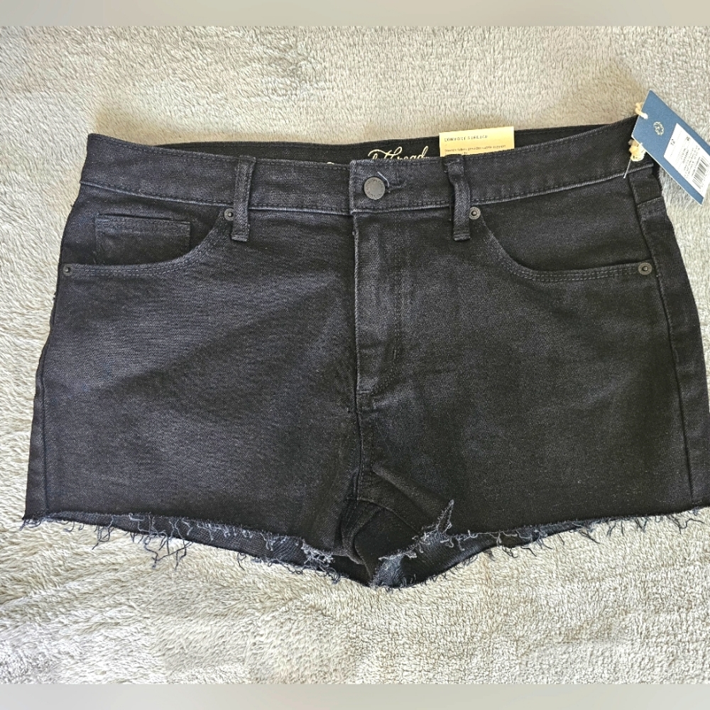 NWT High Rise Shorts Wmns Size 12